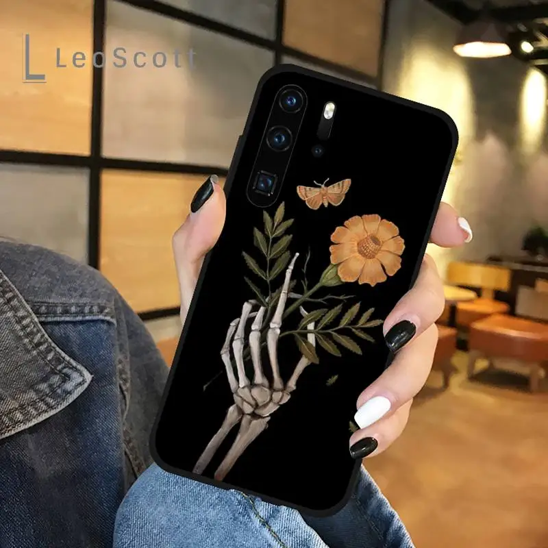 

Dark Skull Head Rose Art Phone Cases For Huawei honor Mate P 9 10 20 30 40 Pro 10i 7 8 a x Lite nova 5t