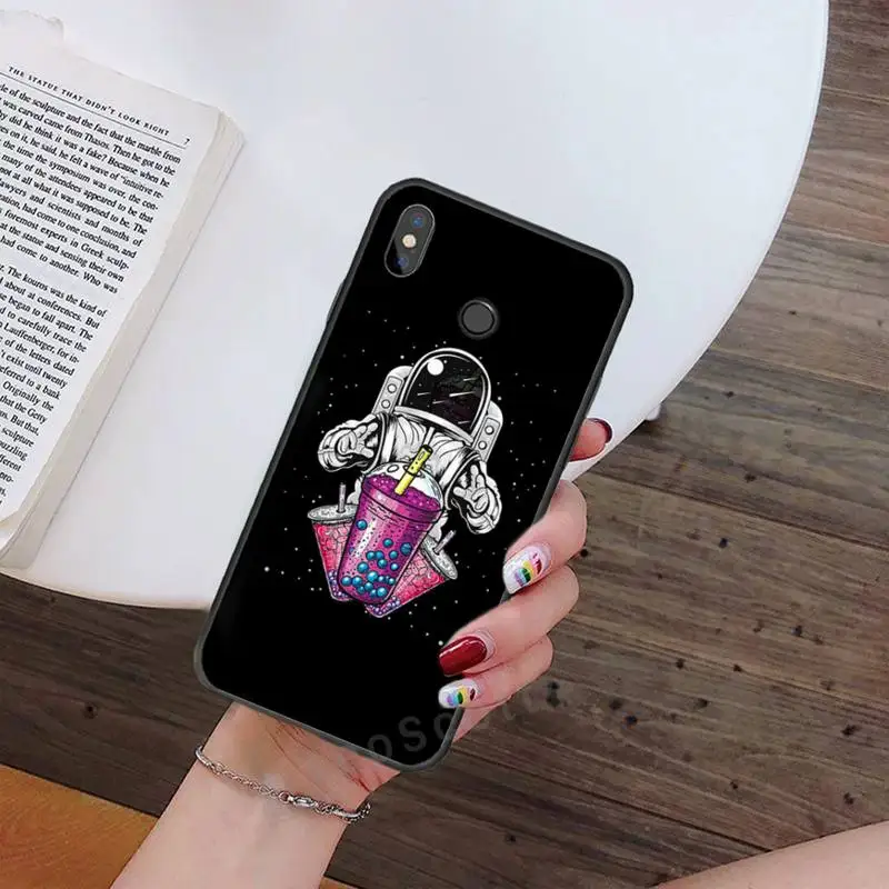 

Cute Cartoon astronaut Moon Phone Case For Xiaomi Redmi note 7 8 9 t max3 s 10 pro lite Luxury brand shell funda coque