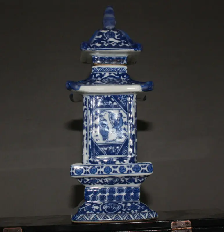 

Delicate Chinese Jingdezhen Ancient Pagoda Blue and White Porcelain Vase Collection Ornaments Statues for Decoration Home Decor