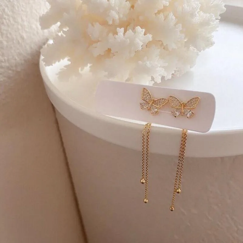 

Korean Version of Crystal Butterfly Tassel Earrings Metal Ball Chain Geometric Earrings Cute Butterfly Jewelry Wholesale
