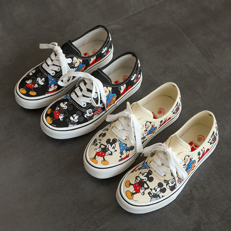 

2021 Men's Fashion Black Canvas Sneakers Mens Breathable Vulcanize Shoes Couple Cute Cartoon Casual Shoes Zapatillas De Deporte
