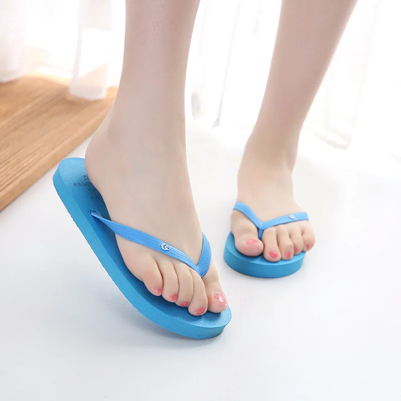 

Ladies Sandals Solid Color Flip Flops Ladies Fashion Home Slippers Ladies Flip Beach Sandals New Non-slip Shoes 2021