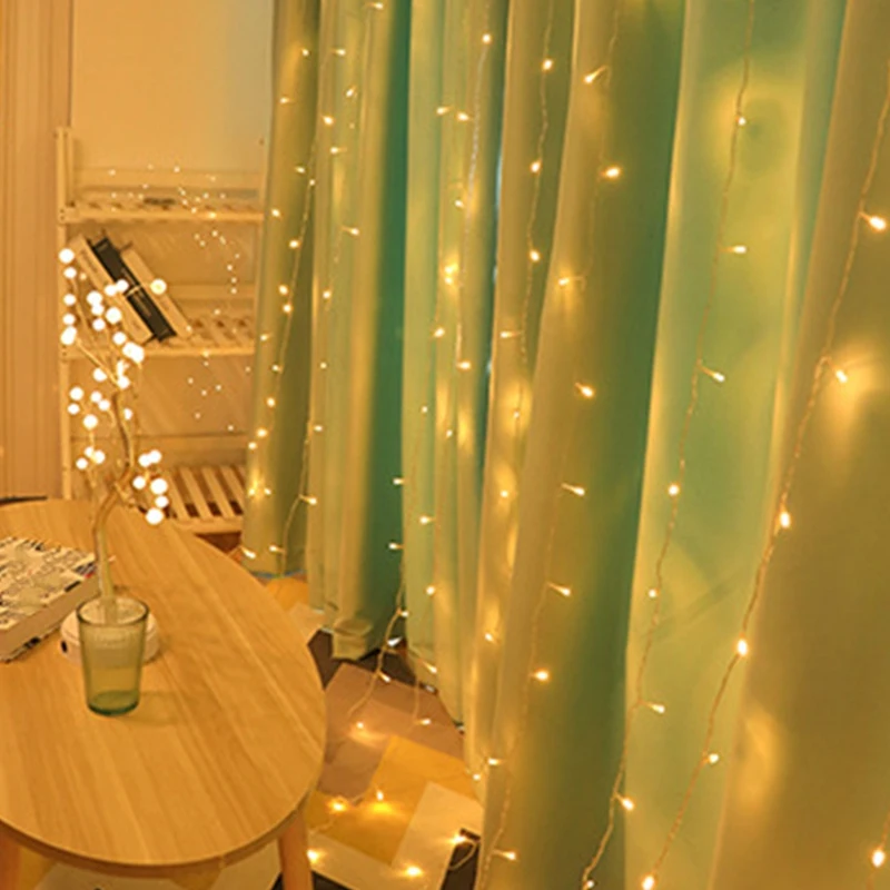 

LED Solar Curtain Light String Outdoor Garden Curtain Light Christmas Wedding Holiday Party String Light 2X3M White