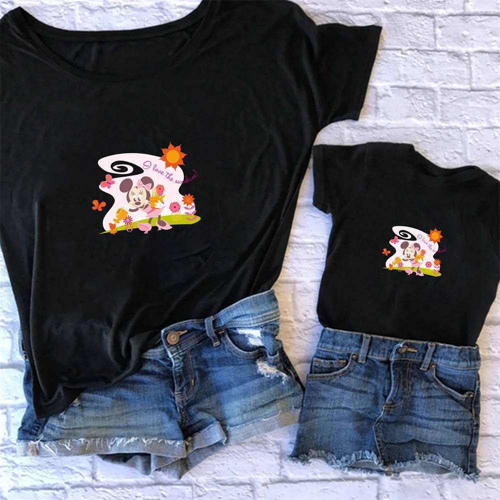 

Летняя футболка Disney, милая семейная футболка, Минни, друг, хлопок, детский мультяшный, повседневная женская черная одежда, кавайная, уютная