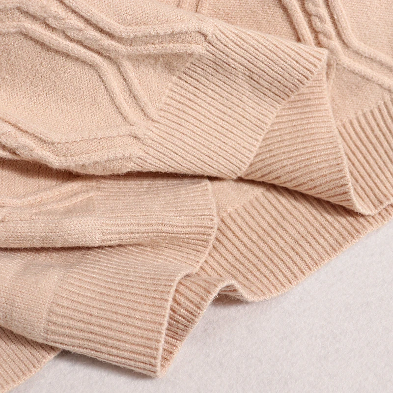 Женский свитер с узором ромбиками GIGOGOU серый теплый трикотажный пуловер большого