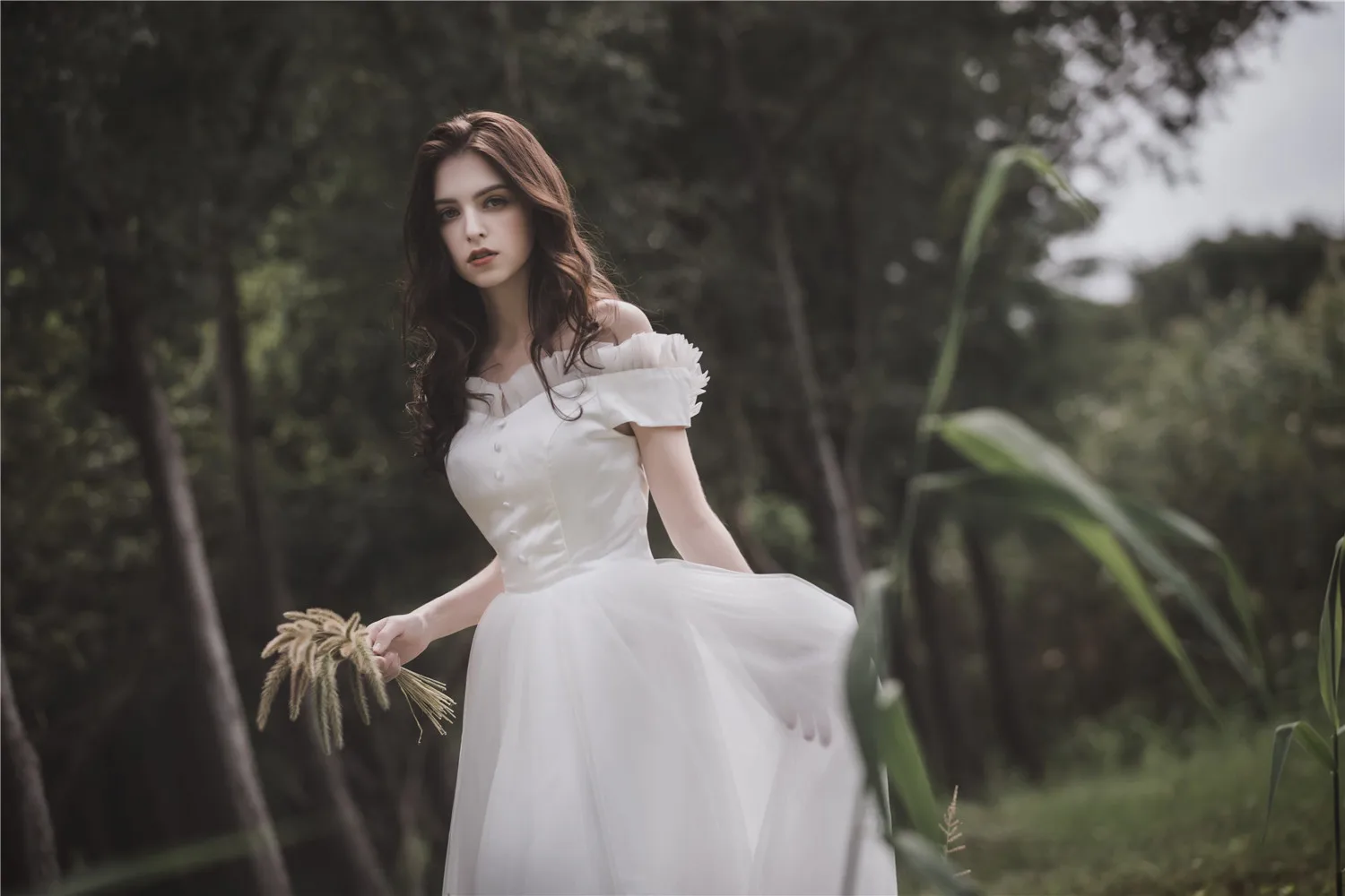 Wedding Dress White A-line Chiffon Bridal Gown Elegant Off-the-shoulder with Beading For Party |