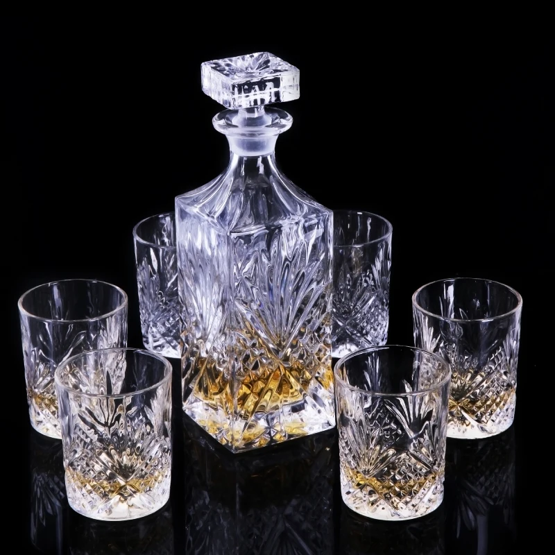 

Fashion Simple Crystal Glass Modern Whiskey Glass Bottle Europe Mens Gift Set Luxury Whiskey Karaf Wine Bar Decoration EC50JJ