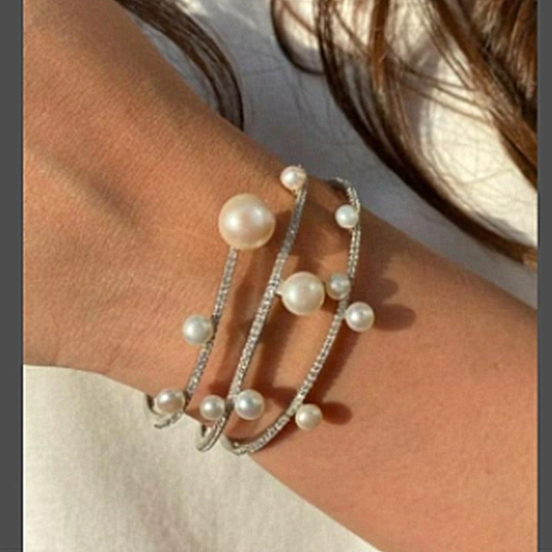 

Твердые стерлингового серебра 925 тройной Слои пресноводного жемчуга Браслет-манжета, покрытые фианитами с алмазным блеском, браслеты с бре...