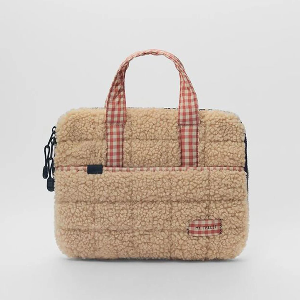 

Brands Lambswool Ipad Bag Women Handbag Plush Notebook Computer IPad Cover 11/13/14 Inch Soft Fluffy Handbags Tablet Purses Ins