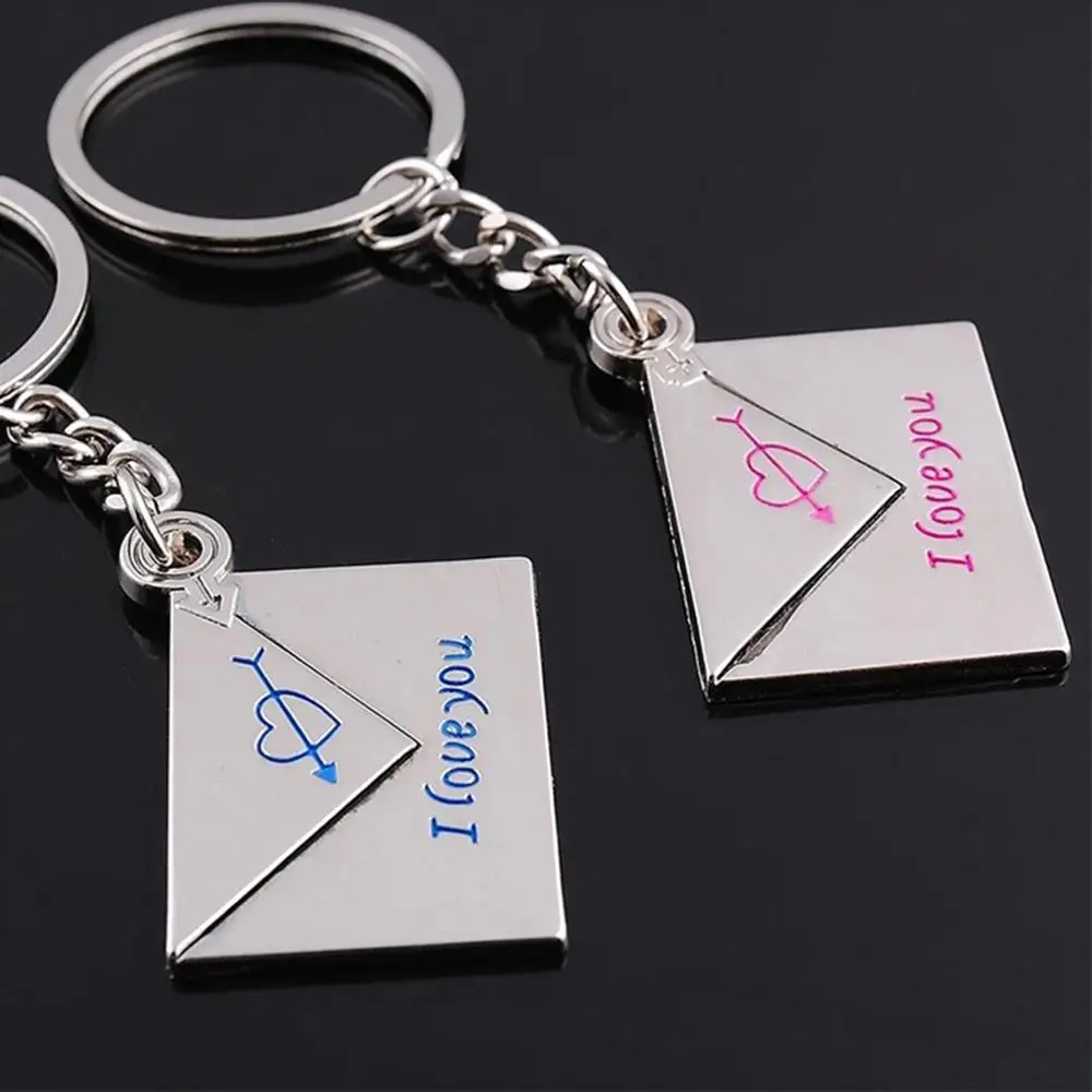 

2Pcs Loving Envelope Metal Keychain Lovers Keyring Keyfob Key Ring Gift Car Styling Accessories Decoration