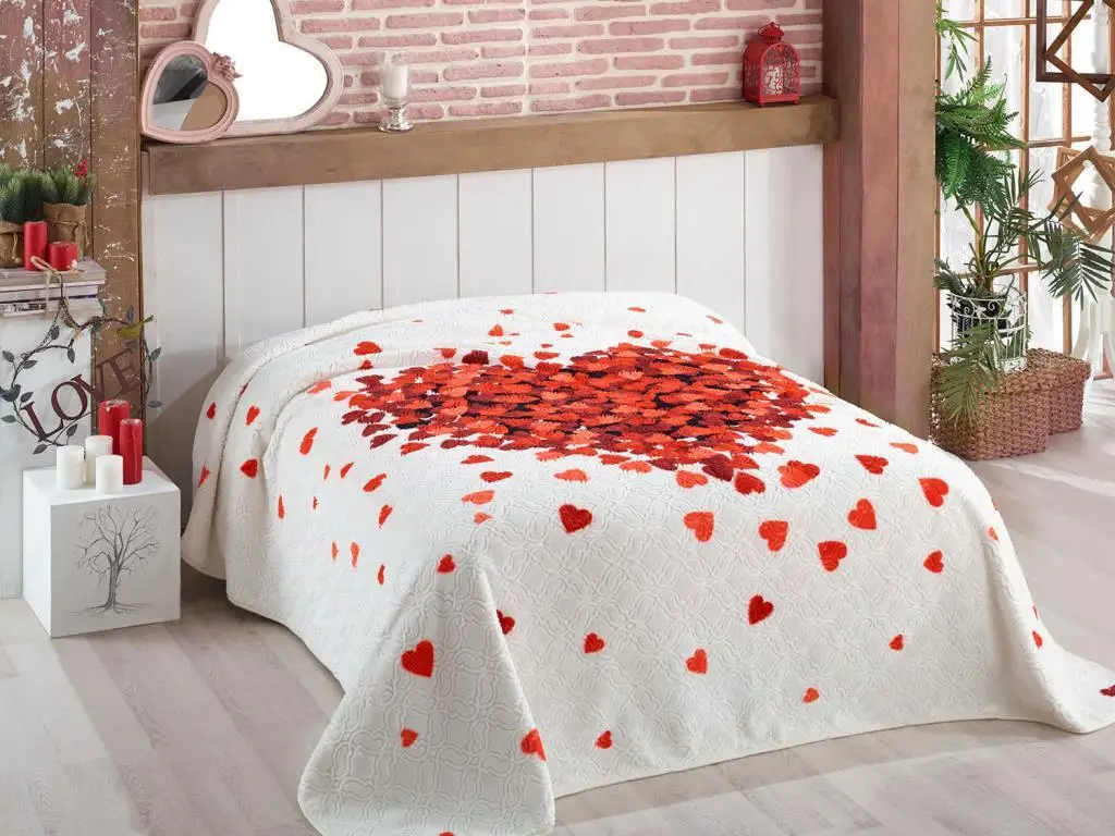 

Juana Double Blanket Red