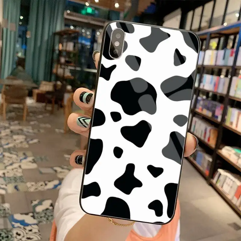 

Dabieshu Cow Print Black White Shell Phone Case Tempered Glass For iPhone 11 Pro XR XS MAX 8 X 7 6S 6 Plus SE 2020 case