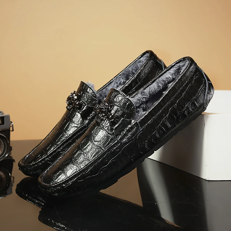 

Winter Leather Men Casual Shoes Luxury Designer Italian Fur Loafers Men Moccasins Breathable Slip on Flats Black Driving Shoes