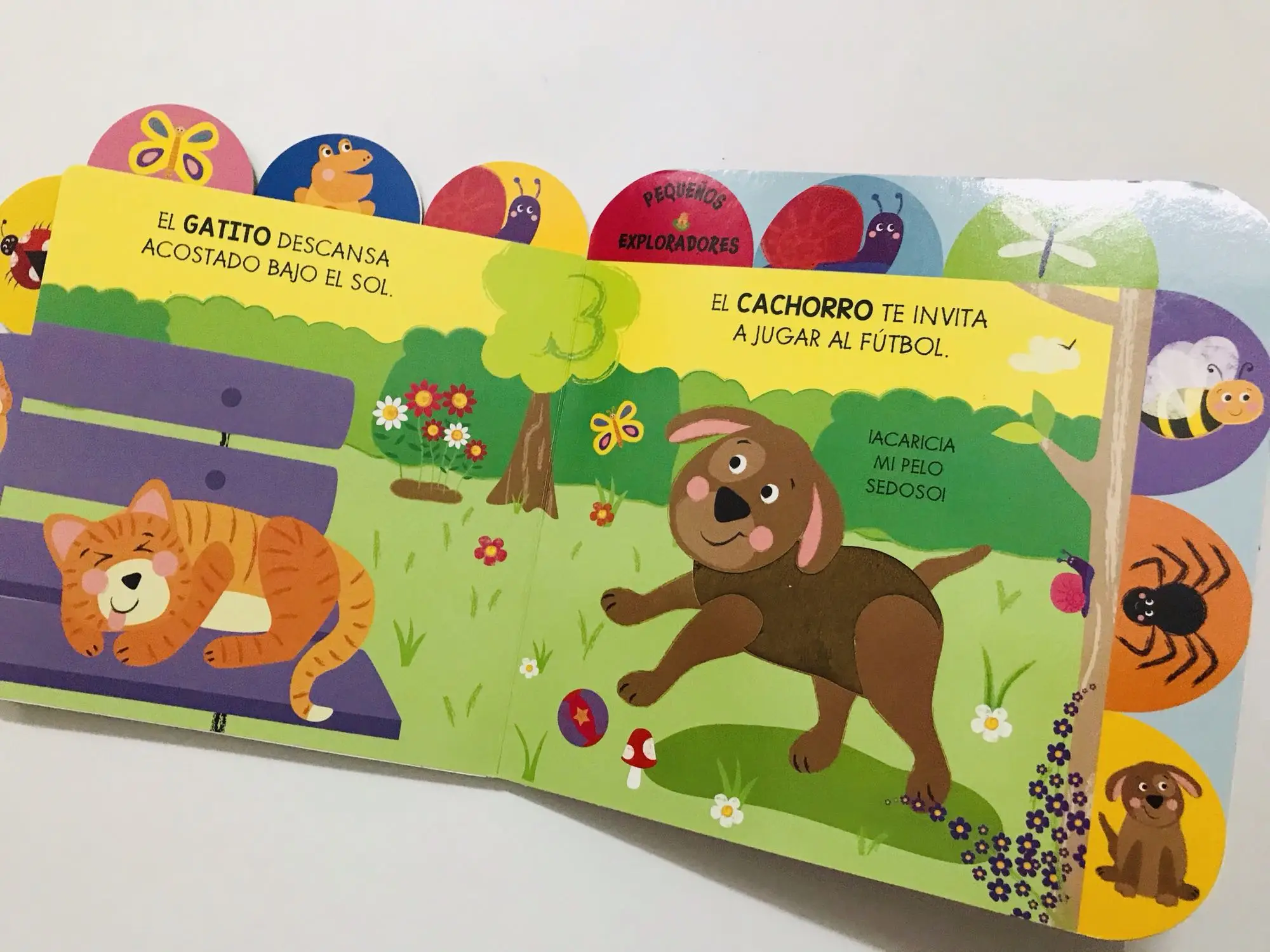 Книга с животными для обучения чтению детская развивающая картонная книга