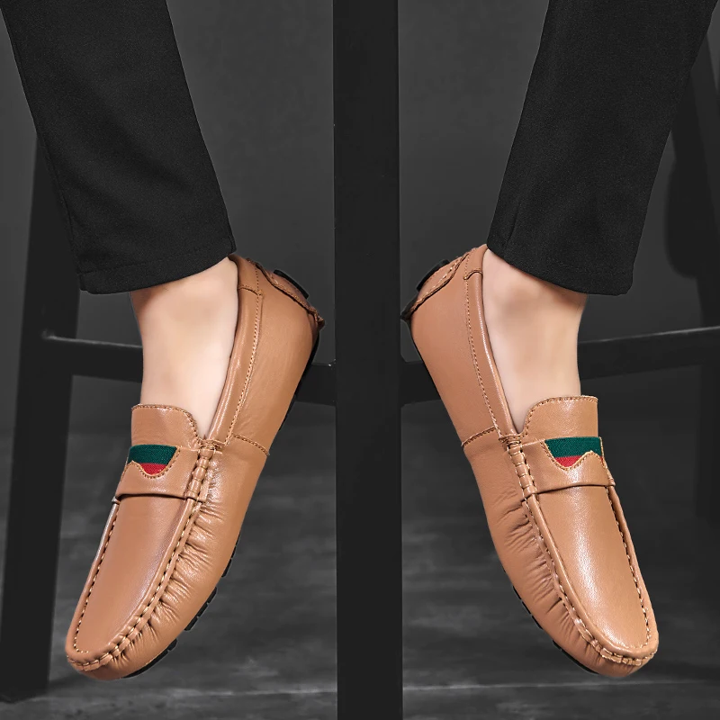 

ALCUBIEREE Brand Casual Breathable Loafers for Man Split Leather Moccasins Adult Gentleman Driving Shoes Male Slip-on Boat Shoes