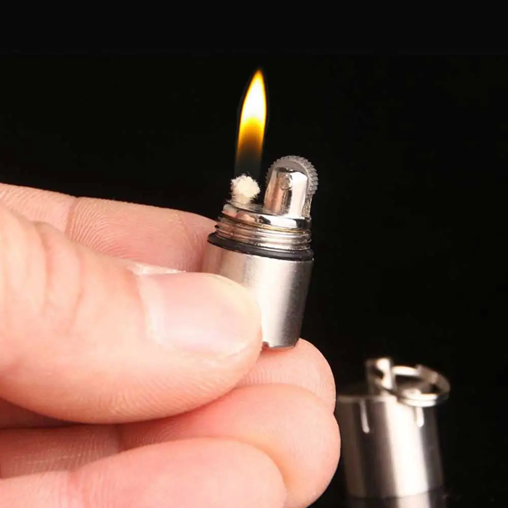 Компактная керосиновая мини-зажигалка в виде капсулы бензиновая зажигалка с
