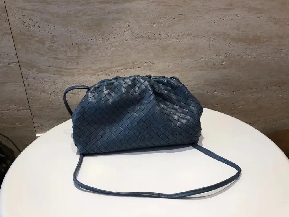 

2021 New Cloud Cowhide Woven Bag Pleated Leather Bag Shoulder Bag Slung Dumplings Clutch Handbag Street Shopping Sac Crossbody