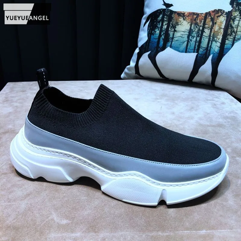 

Дышащие сетчатые кроссовки для мужчин, модная повседневная обувь на толстой платформе, светоотражающие Лоферы без застежки, легкие прогулочные беговые кроссовки, лето