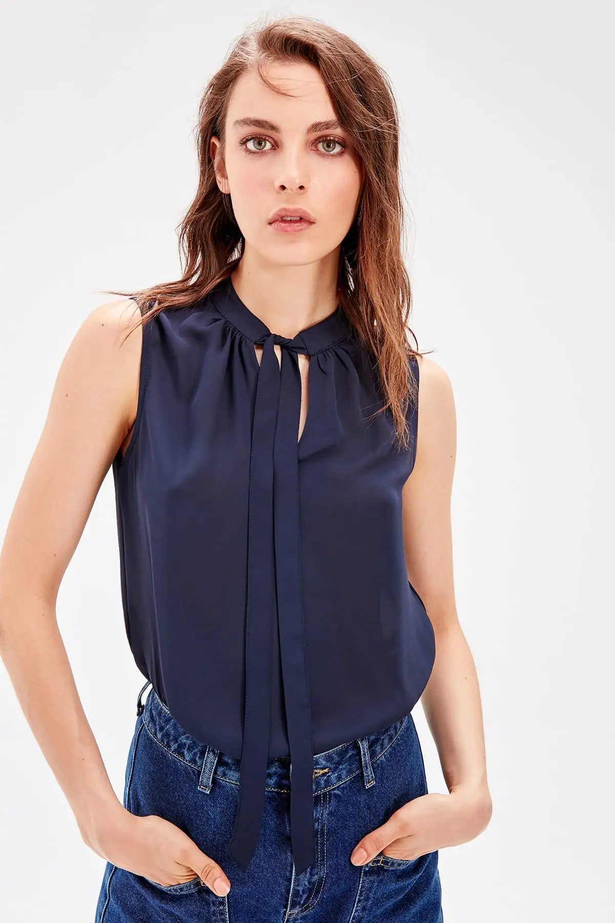 Trendyol темно синий на шнуровке detayli Bluz TWOAW20BZ0124| |