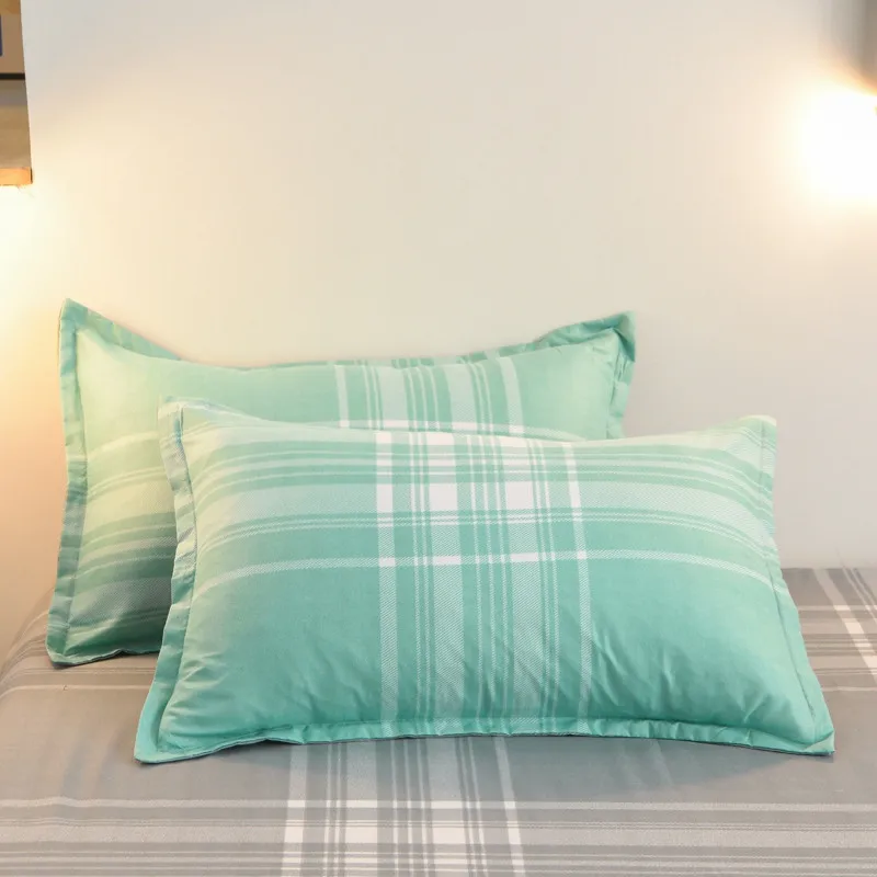 Одна штука наволочки с красивым цветочным принтом размером 48см*74см, изготовленной из 100% полиэстера, для использования в спальне, модель XF340-23.