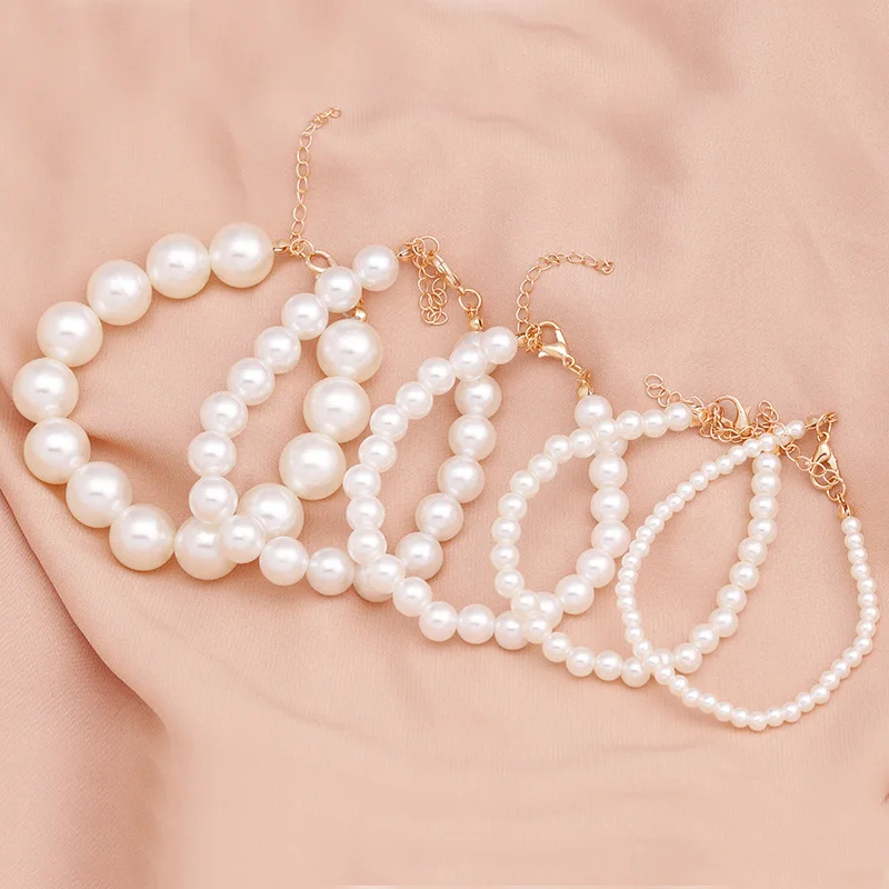 Женский эластичный браслет в виде белых шариков|Браслеты с шармами| |