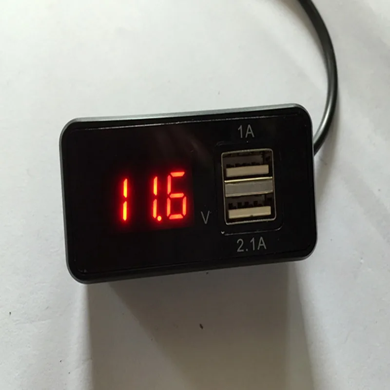 Автомобильное зарядное устройство 2 в 1 вольтметр с двойным USB аккумулятором