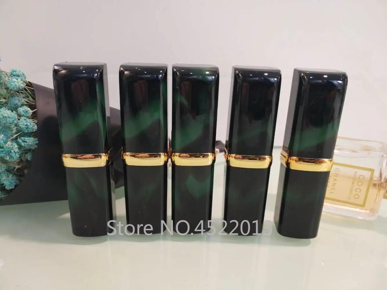 

20Pcs/Lot 50Pcs/Lot 12.1mm Green Lipstick Tube, Plastic Elegant High Quality Cosmetic Lip Balm Bottle, Women Lip Beauty Tool