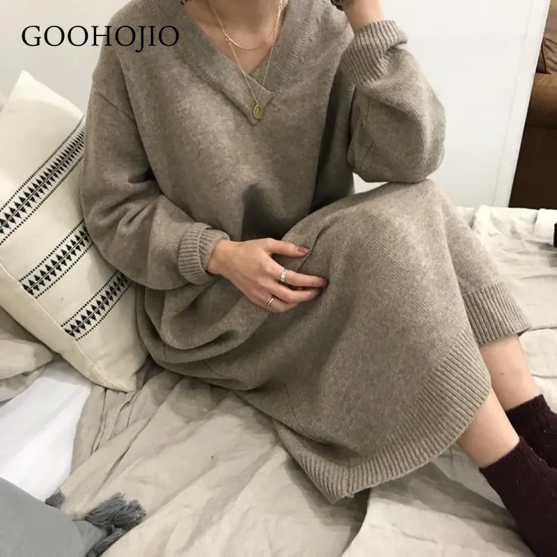

2020 Autumn Winter V-neck Short Lantern Sleeve Thick Sweater Dress Fur Dress Women Loose Mini Dress Female Chic Straight Dress