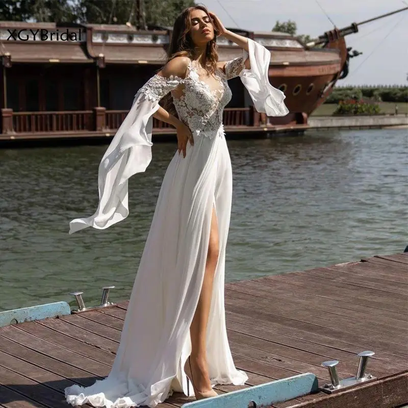

New Arrival Fashion Scoop Bridal Gowns 2021 Bohemian Lace Chiffon Wedding Dresses Backless Appliques Slit Vestido de novia