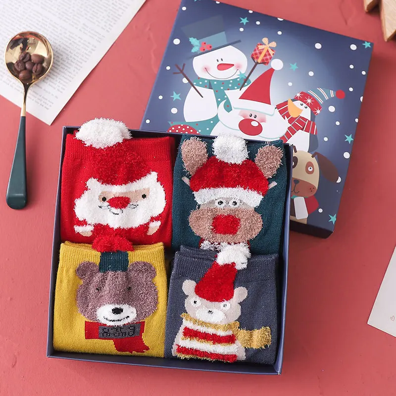 Autumn and Winter New Cartoon Santa Claus 4 Pairs Per Set Gift Box Ladies Christmas Socks New Year Festive Red Crew Socks Women