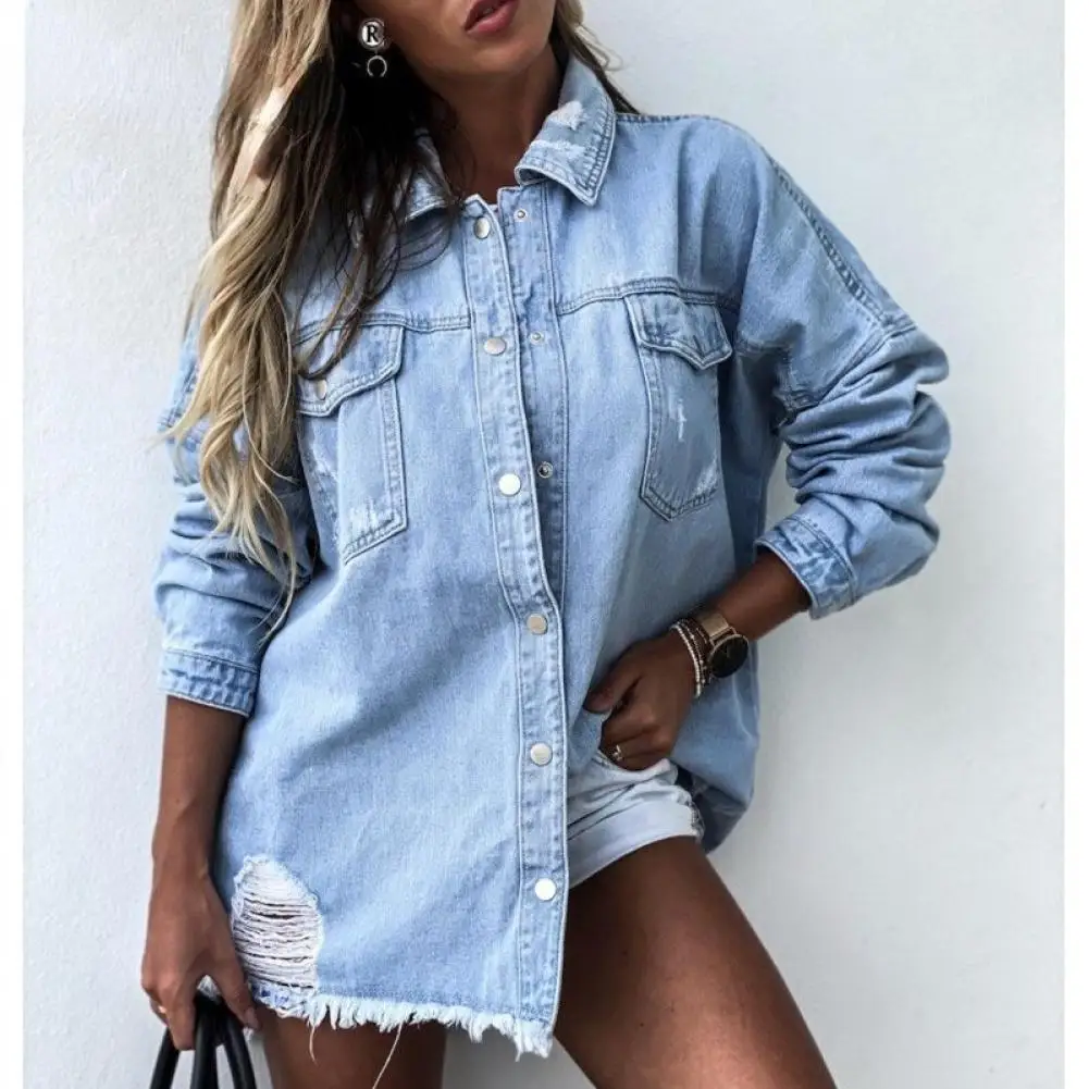 

Новинка осени 2021, женская джинсовая рубашка с длинным рукавом, модные рваные джинсовые рубашки средней длины на пуговицах, топы, свободные р...