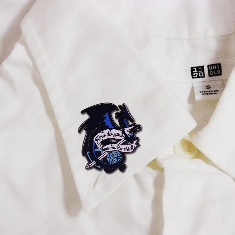 Группа Цитата лацкан контактный D20 кости подарки для geeks | Дом и сад