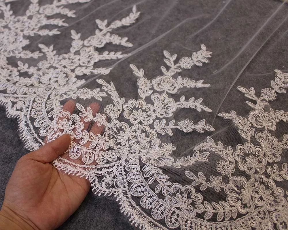 Кружевная Длинная свадебная фата высокого качества с гребнем для невесты