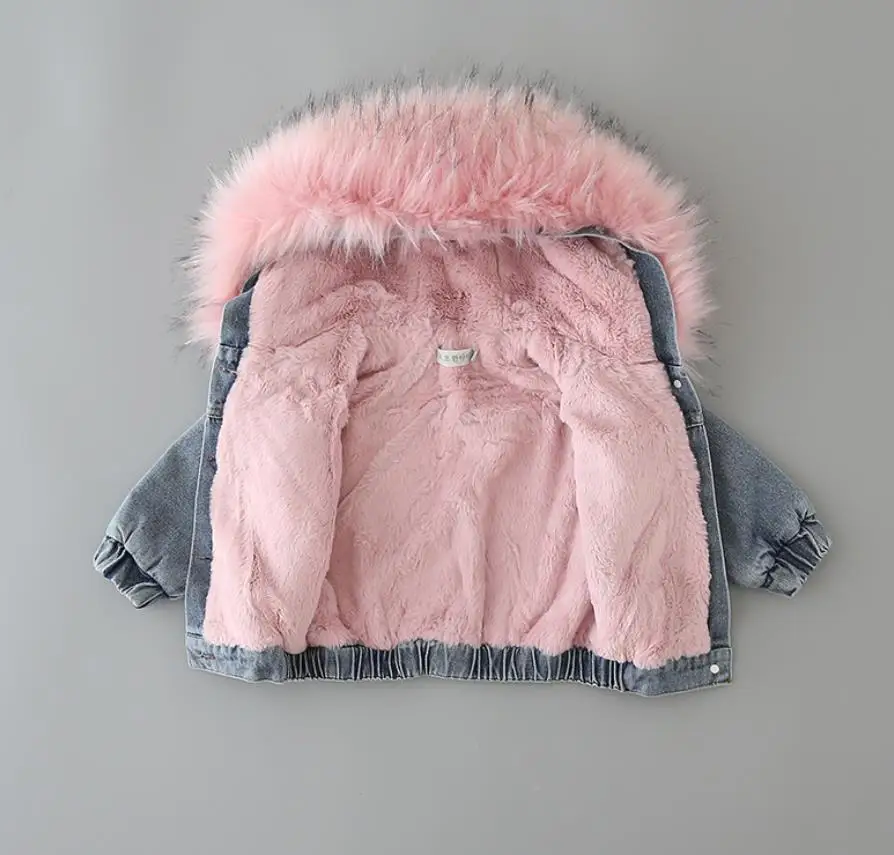 Модные зимние хлопковые пальто для девочек детские джинсовые куртки с меховым