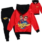 Костюм спортивный детский из куртки с капюшоном и брюк, на веснуосень