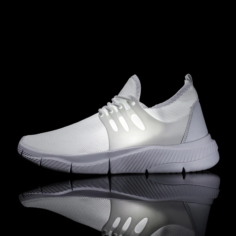 2020 новый стиль мужские кроссовки повседневные сапоги спортивные