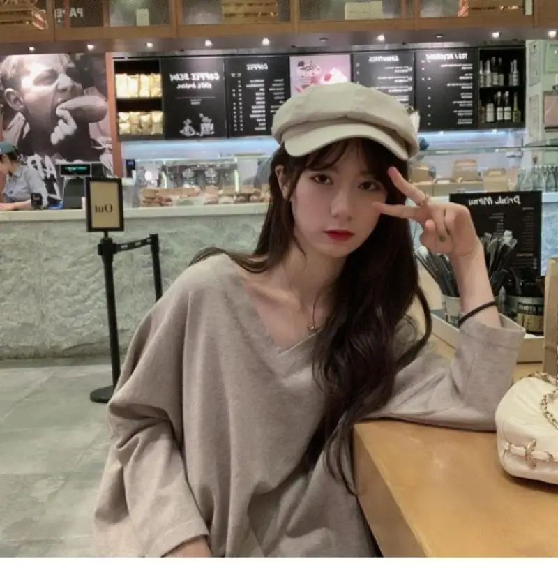 

2021 new top spring Korean loose bottoming shirt Western style long-sleeved T-shirt