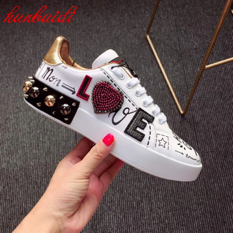 

Кроссовки с вышивкой и круглым носком, роскошные дизайнерские, Уличная Повседневная обувь на плоской подошве, большие размеры, белые