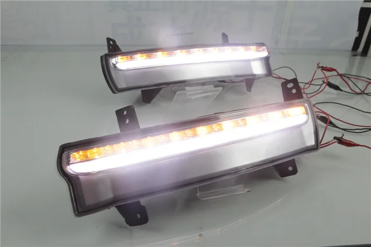 

Daytime running light For Jeep Compass 2017 2018 2019 dynamic yellow turn Signal Light style Relay 12V LED car DRL fog lamp