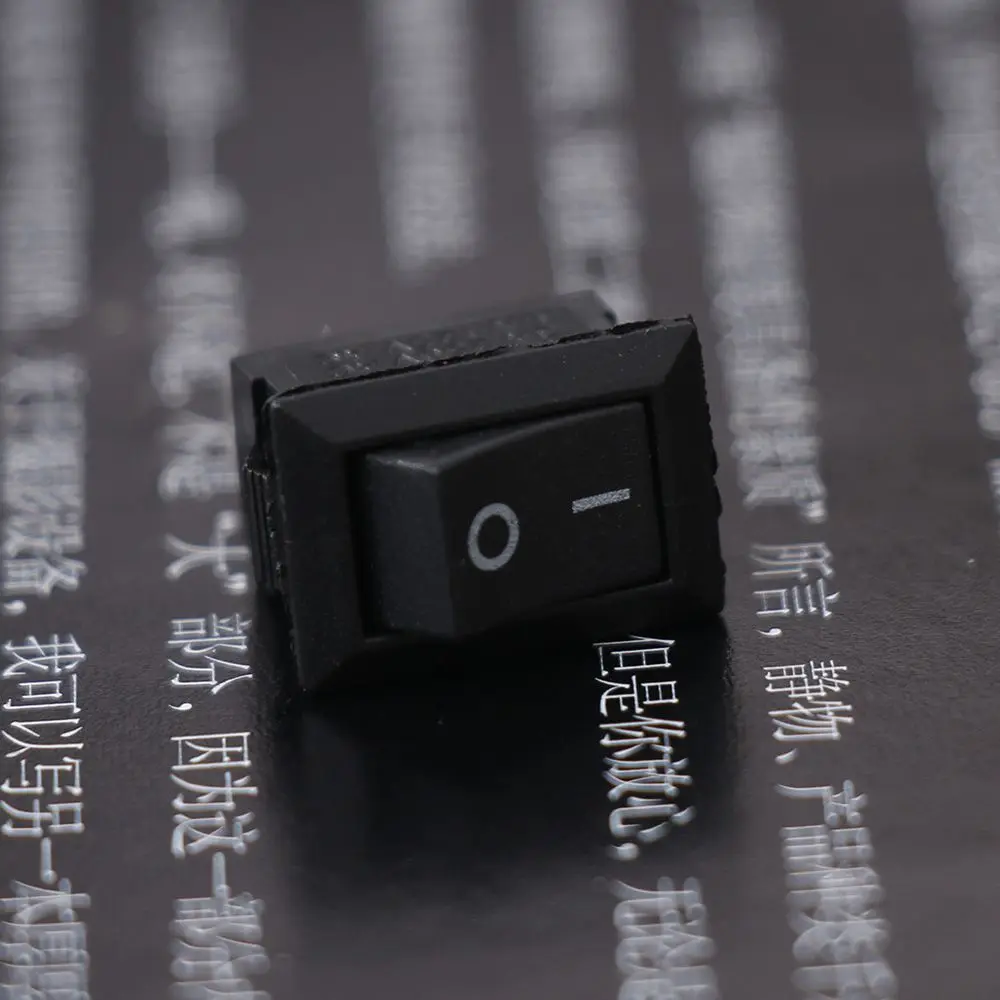 

1pc/10pc Rocker Switch ON-OFF 2 Pins 12V Car Boat Round Dot Light ON/OFF Rocker Toggle Switch Tool Set Car Accessories