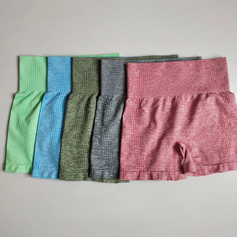 

Шорты женские эластичные с эффектом пуш-ап