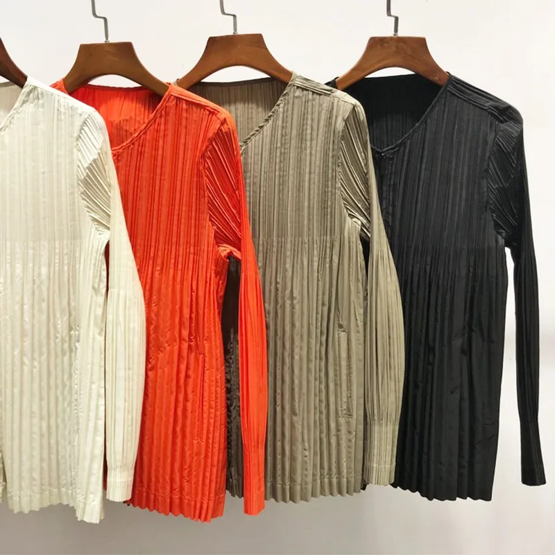 

Women's Jackets 2020 Spring Autumn Miyake Pleated Zipper Outwears Round Neck Long Sleeves Plus Size Clothes For Female 45-75kg