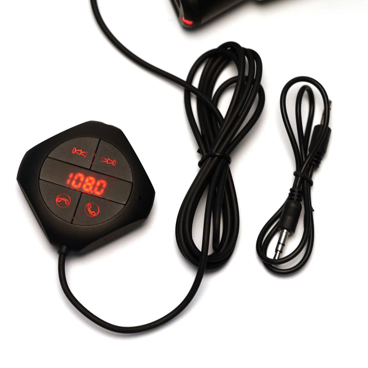 

Q7s Car Wireless Transmitter Handsfree Voice Navigation Modulator Car MP3 Player Dual USB AUX Charging Socket Phone