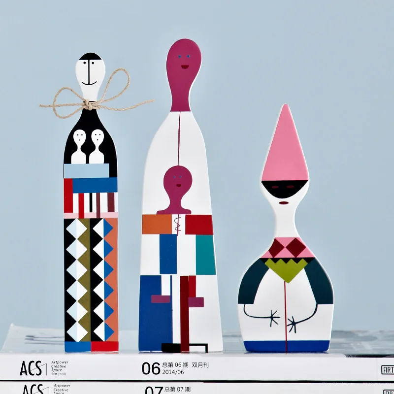 

Fashion Modern Abstract Wooden Dolls Painted Family Crafts Decorations Kids Gift Baby Toys Home Decorative Art Model 3 Pcs/Set