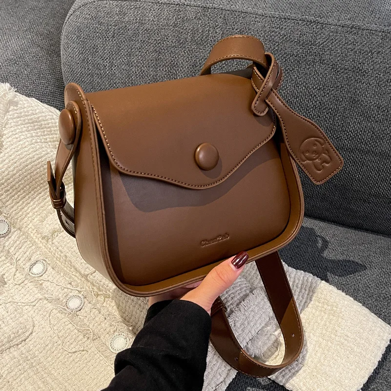 

High-quality Ladies Retro Solid Color Shoulder Bag2021Autumn and Winter New Female Bag Fashion Net Red Underarm Small Square Bag