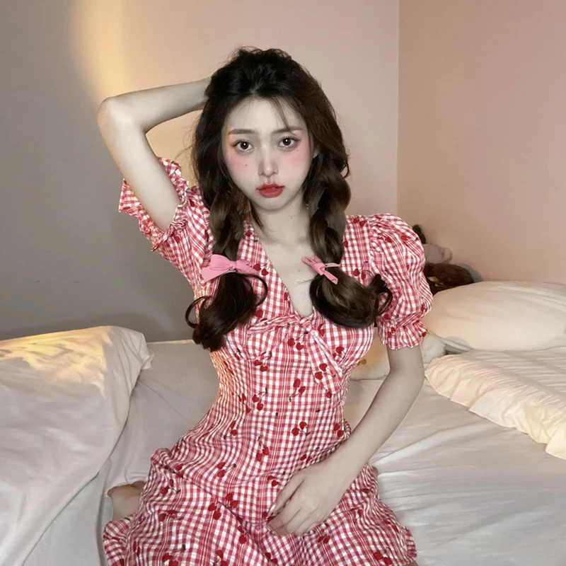 

V-neck Puff Sleeve Dress Women's French Slim Sweet Short Skirt Summer New Checkered Temperament All-match Dress