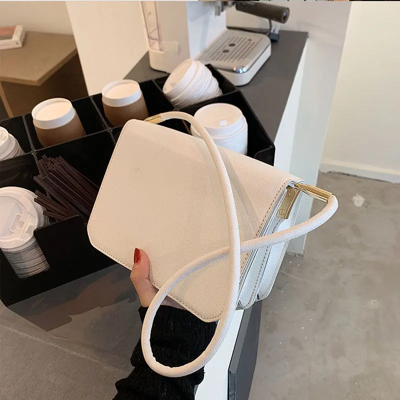 

Simple Texture Handbags 2021 Spring New Trend Korean Fashion Ladies One Shoulder Small Square Bag High Quality PU Messenger Bag