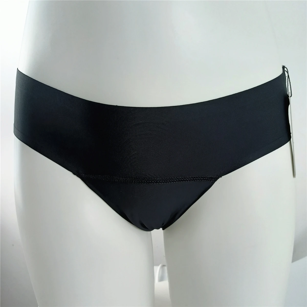 

Seamless menstrual panties leakproof breathable physiological menstrual underwear for ladies four layers plus size