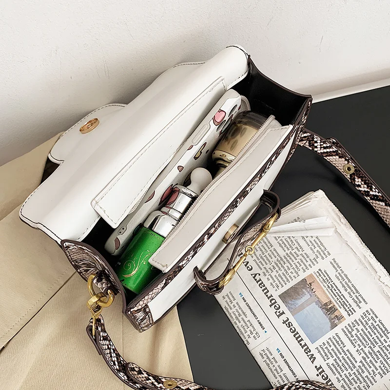 

Trendy Serpentine PU Leather Flap Shoulder Bags for Women Retro Elegant Female Messenger Bag Luxury Textured Handbags 2021 Sac