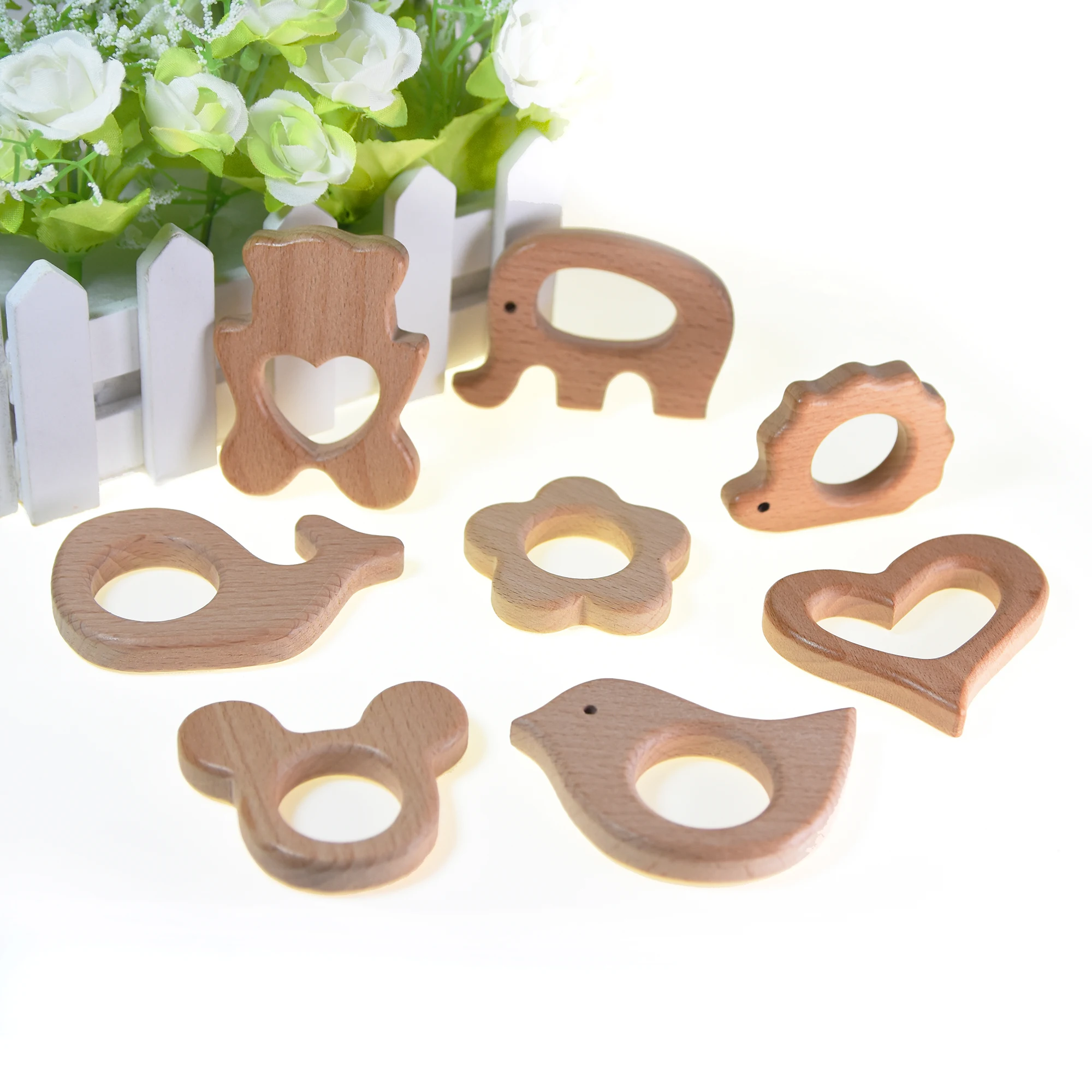 

Mabochewing 5pcs Cute Cartoon Animal Flower Beech Wooden Chewing Teething Pendant Baby Teether Toys